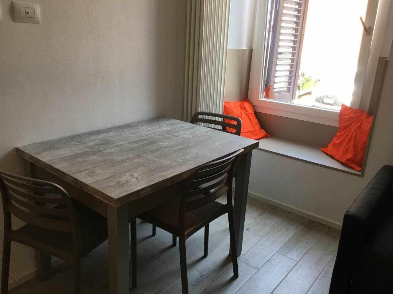 Ferienwohnung Moon Bologna Zimmer foto