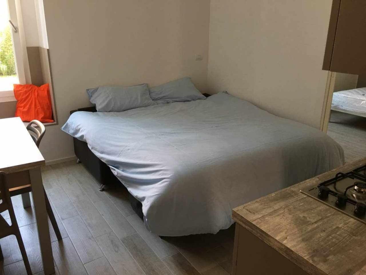 Ferienwohnung Moon Bologna Zimmer foto